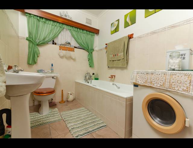 5 BEDROOM HOUSE FOR SALE IN MALVERN